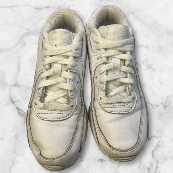 Kids Nike Air Max 90 size 3Y - Picture 2 of 7